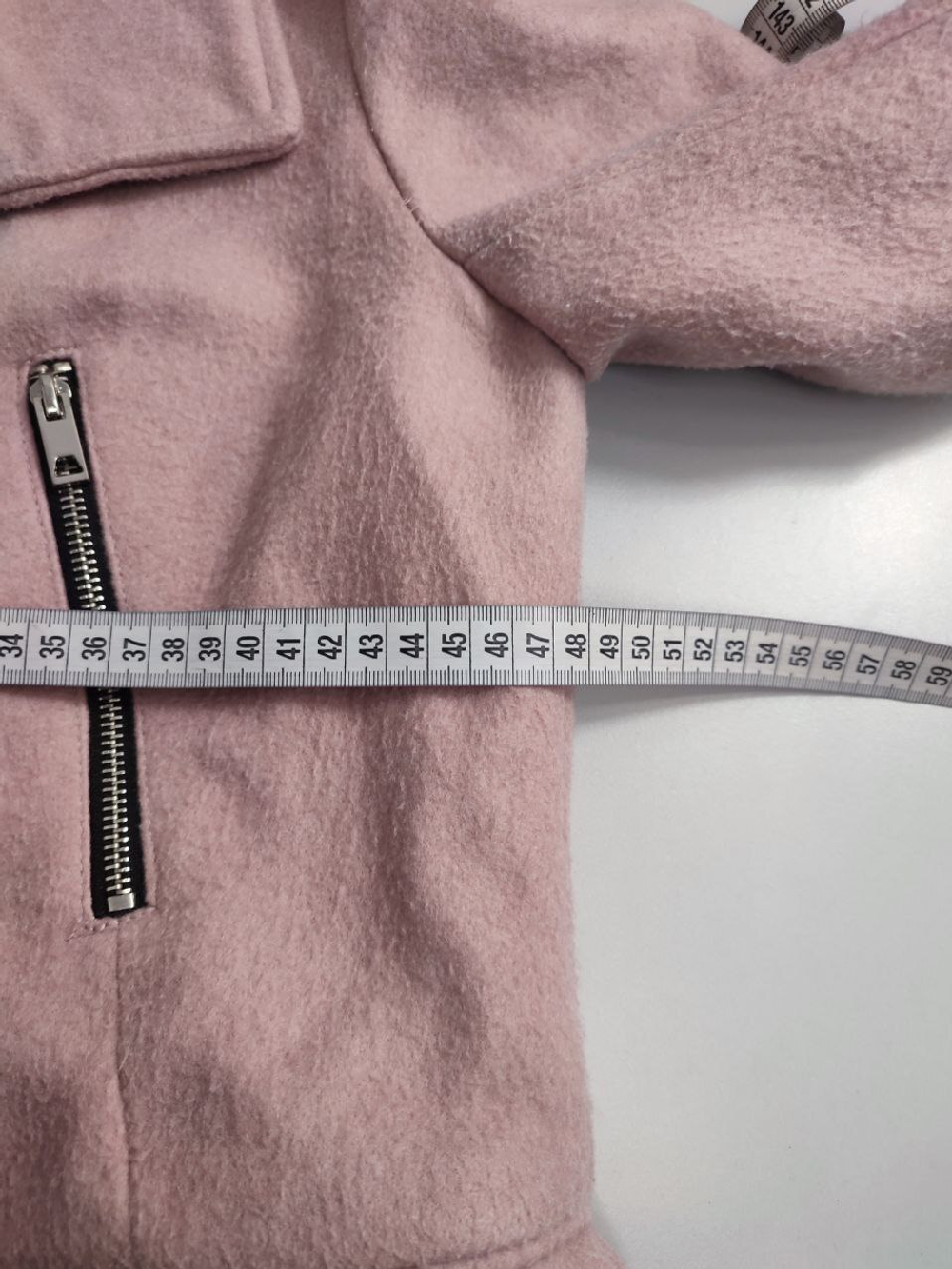 Пальто Bershka нежного цвета 46 размер