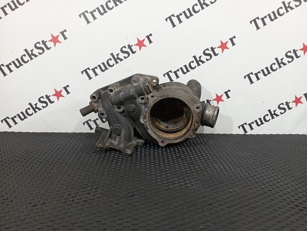 Корпус водяного насоса (помпы)