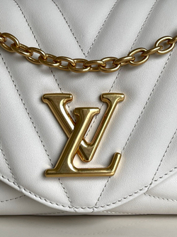 Louis Vuitton New Wave Chain Bag
