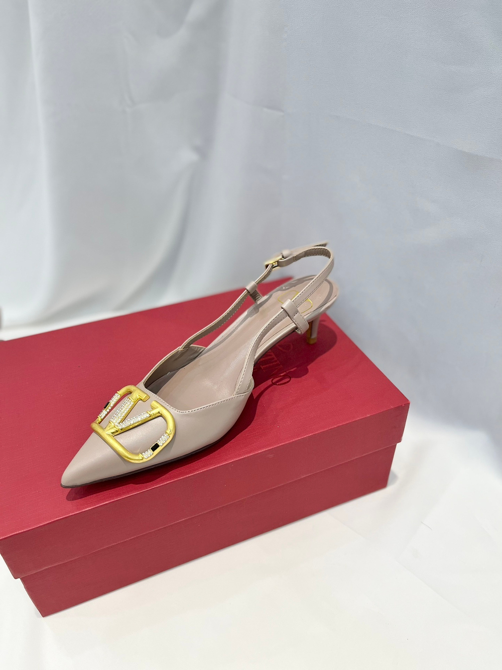 Valentino Vlogo Slingback Pump