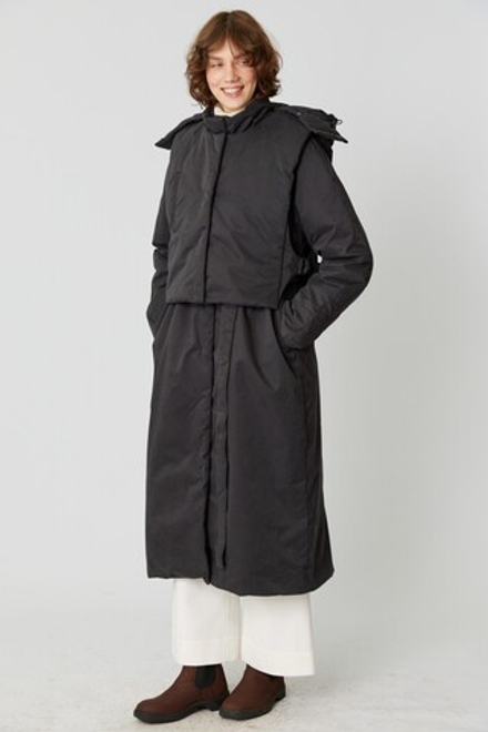 Зимнее пальто с жилетом из черной бархатистой мембраны