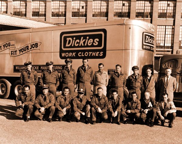 Почему винтажные вещи Dickies ценятся особенно высоко?