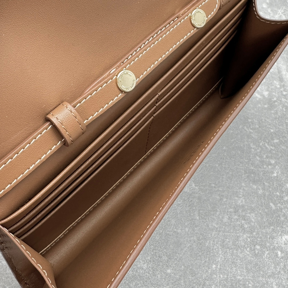 Miu Miu Wallet 19 cm