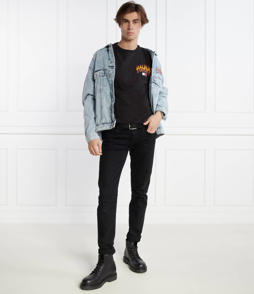 Футболка Tommy Jeans - черный(DM0DM17739)
