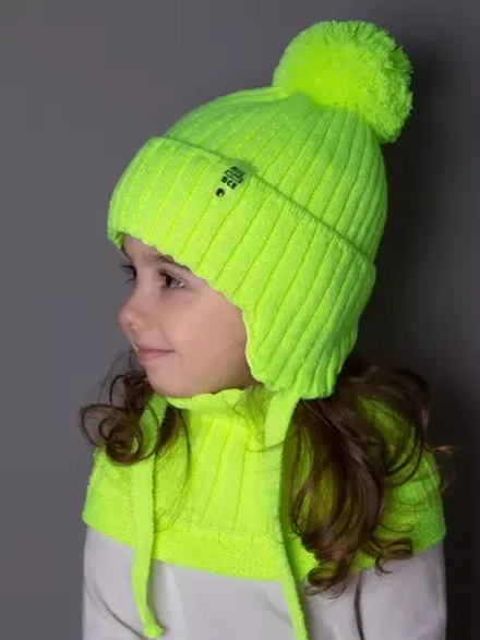 Шапка для девочки осенняя и снуд вязаные