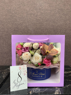 Букет 8 Марта М-36