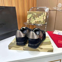 Кроссовки Valentino