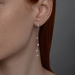Серьги из серебра с фианитами 94023935