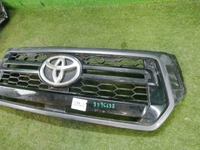 Решетка радиатора Toyota Hilux 8 (2015-2020) Black Rally Edition