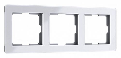 Рамка на 3 поста Werkel W0032701