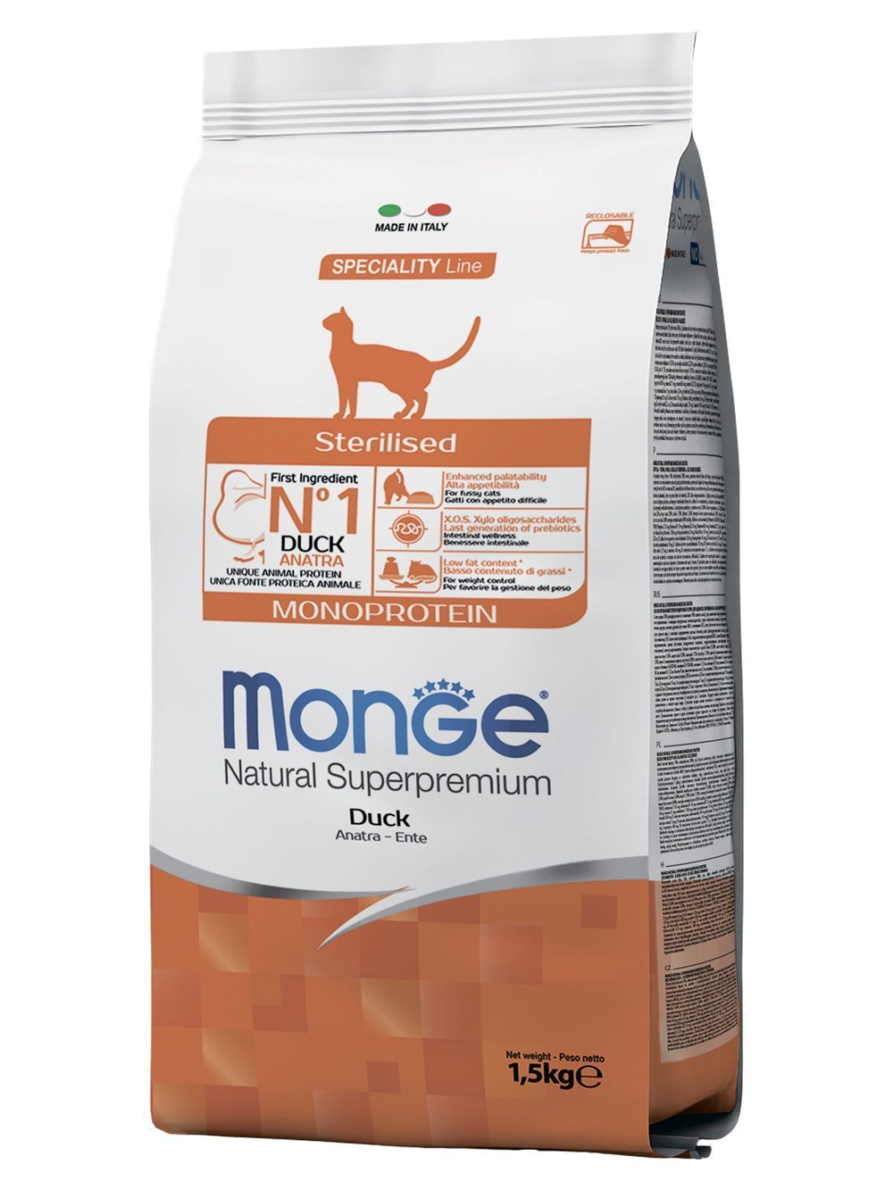 Корм сухой для стерилизованных кошек Monge Monoprotein Sterilised Duck с уткой, пакет 1.5кг