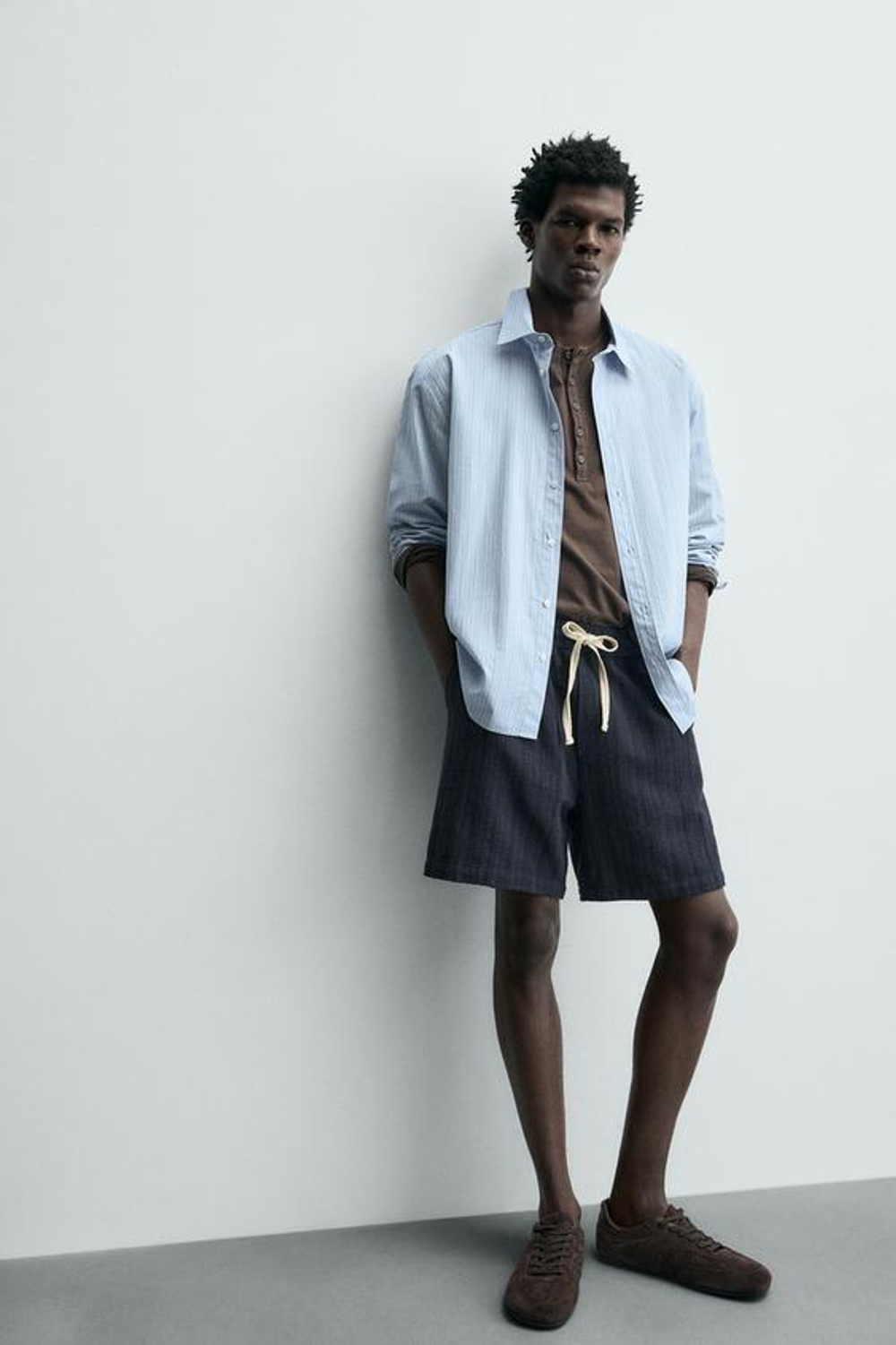 ZARA ШОРТЫ ИЗ ЖАККАРДА С ГЕОМЕТРИЧЕСКИМ УЗОРОМ, МОРСКОЙ СИНИЙ