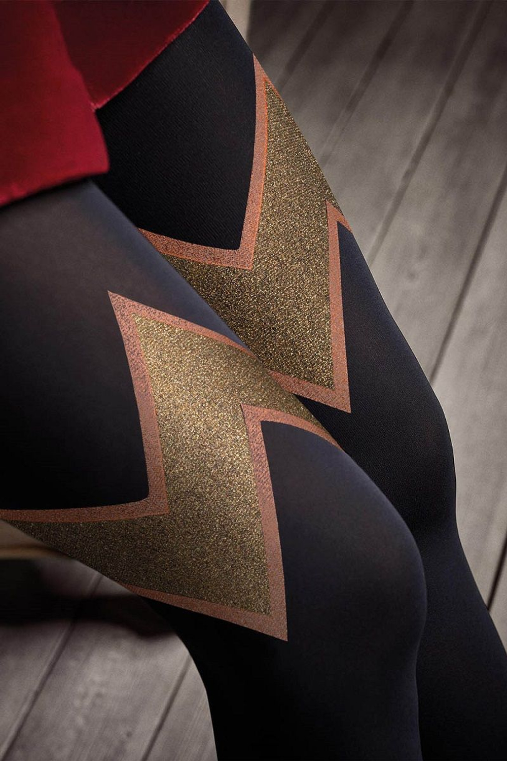 Элегантные колготки Gucci с блестящим геометрическим узором (Размер: 1-2 размер) (Цвет: черный с золотистым)