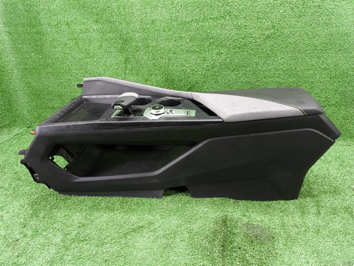 Подлокотник Changan Uni-V (2022-н.в.)