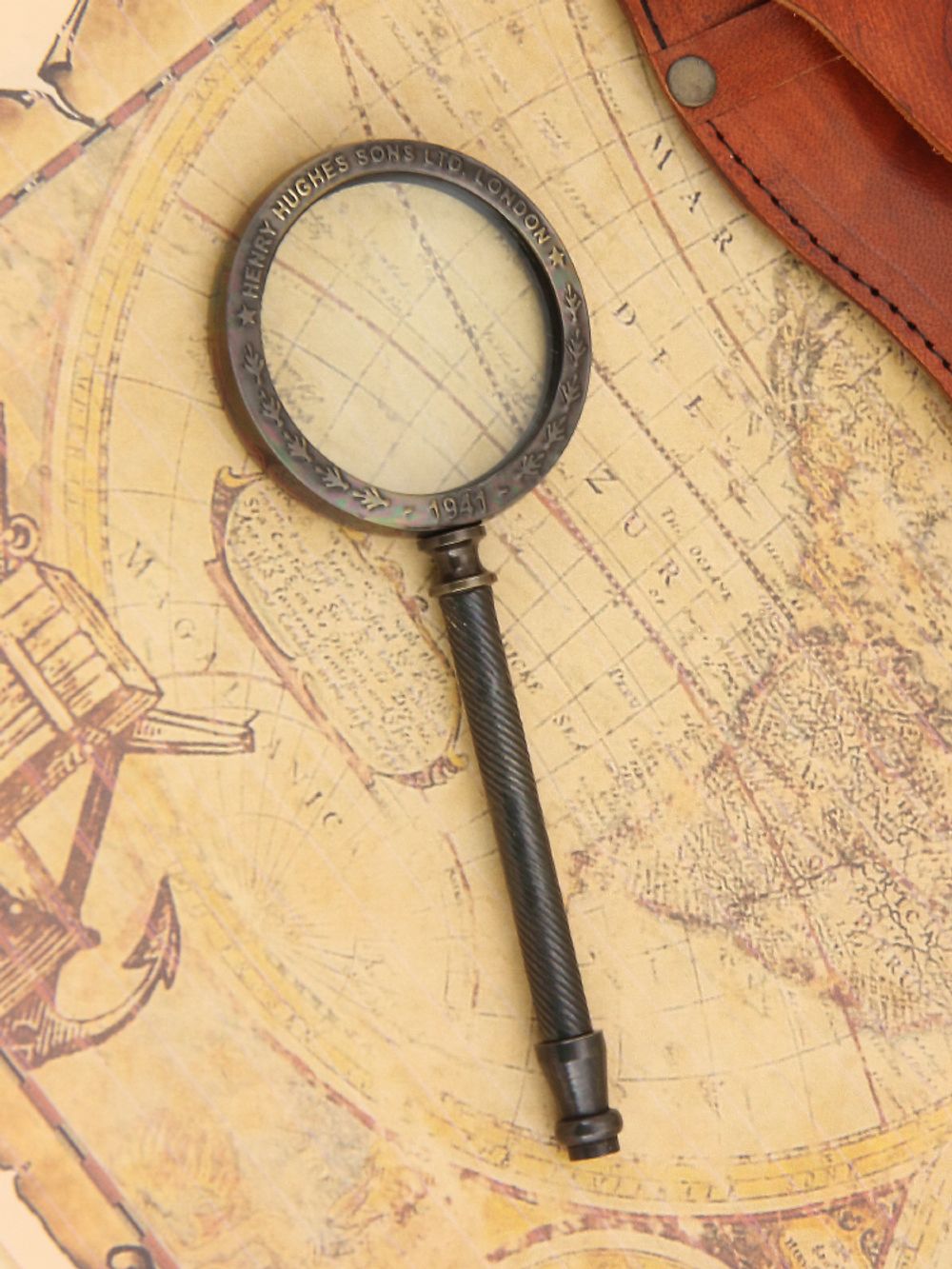 Nautical Морская лупа в кожаном футляре