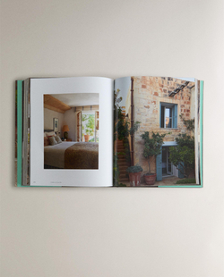 Isabel L pez-Quesada: Town & Country. Альбом интерьеров (на английском языке)