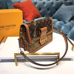 Louis Vuitton Dauphine MM