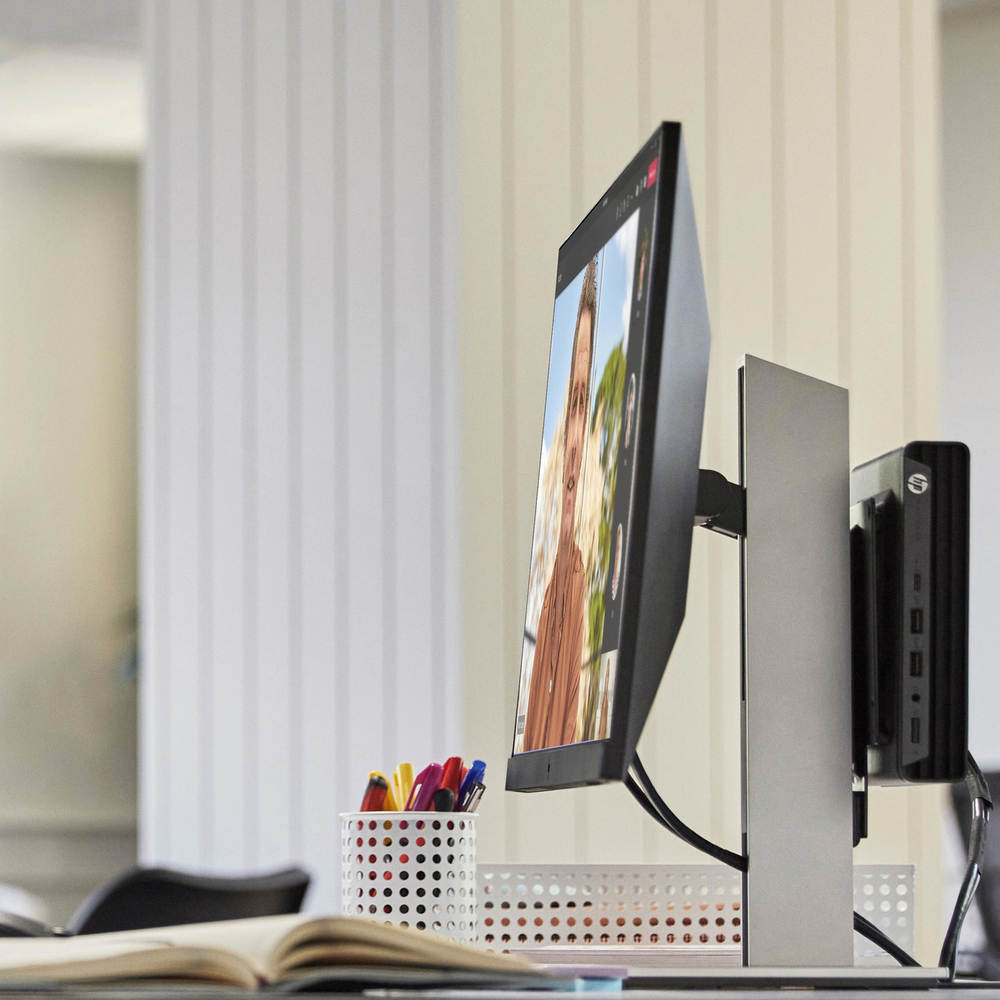 Системный блок HP Pro Mini 400 G9 Intel Core i7, 8 ГБ, 512 Гб, Intel UHD Graphics 770,  ОС Не установлена
