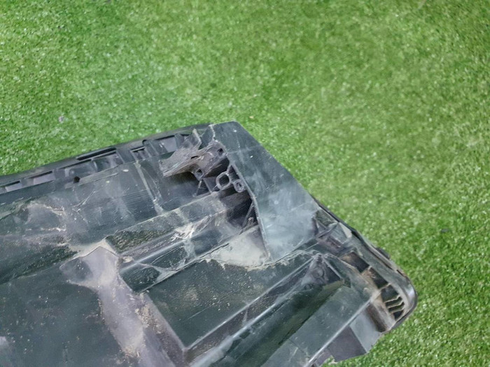 Битая Фара левая Mercedes GLA x156 (2017-2020) LED