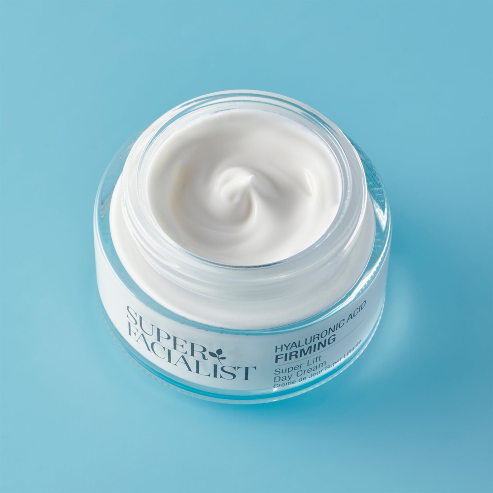Super Facialist Hyaluronic Acid Firming - дневной крем против преждевременного старения кожи /   50  ml  / GTIN 5060528310161