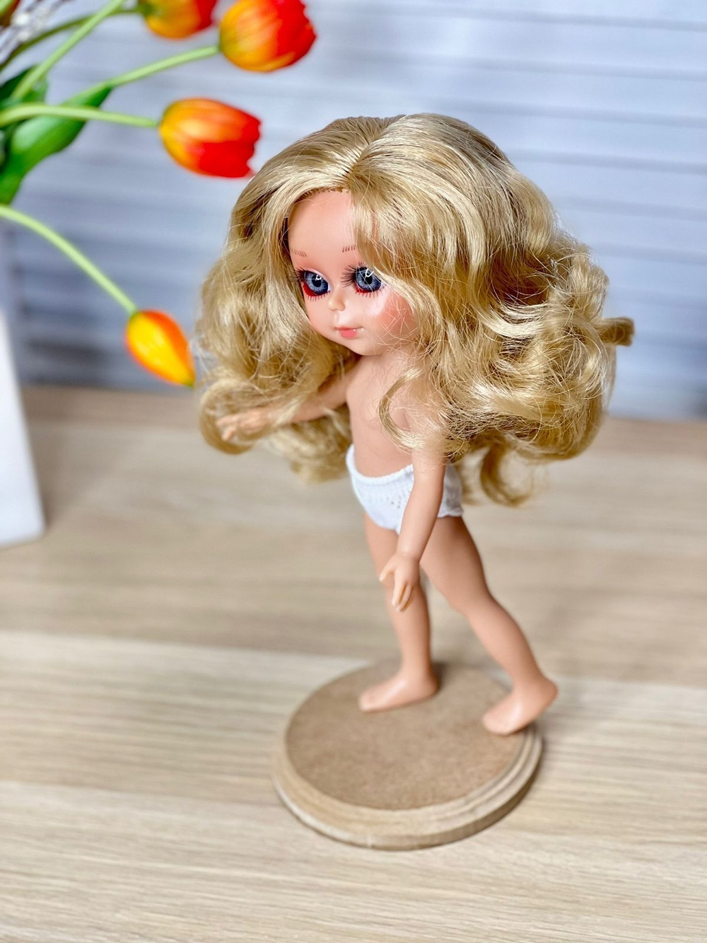 Кукла Nines виниловая 30см Dainty без одежды (2440W4)