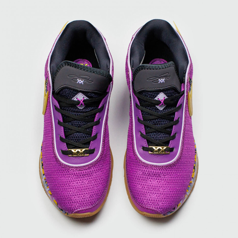 кроссовки Nike LeBron 20 Vivid Purple