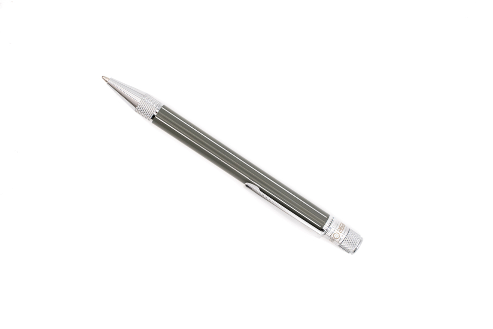 Omas Chic Grey – “Chrome”