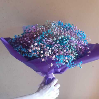 Букет радужной гипсофилы Облачный