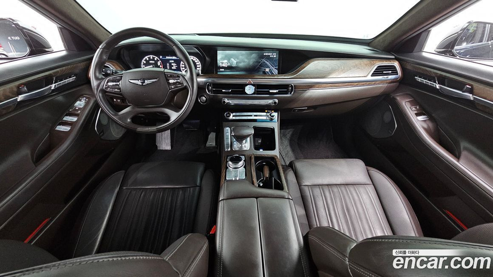 Genesis G90 5.0 AWD (07.2020)
