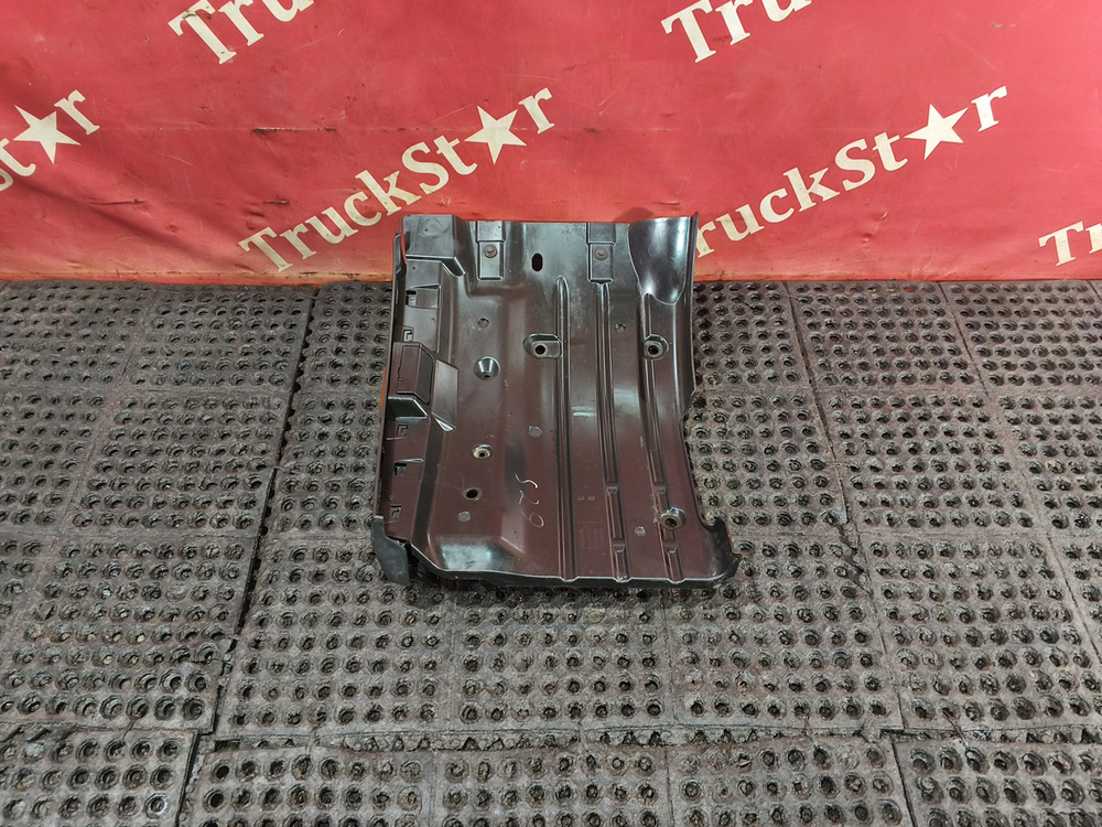 Крыло переднее левое передняя часть 2019г.