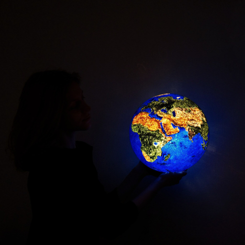 Светильник - Земля (30 см)