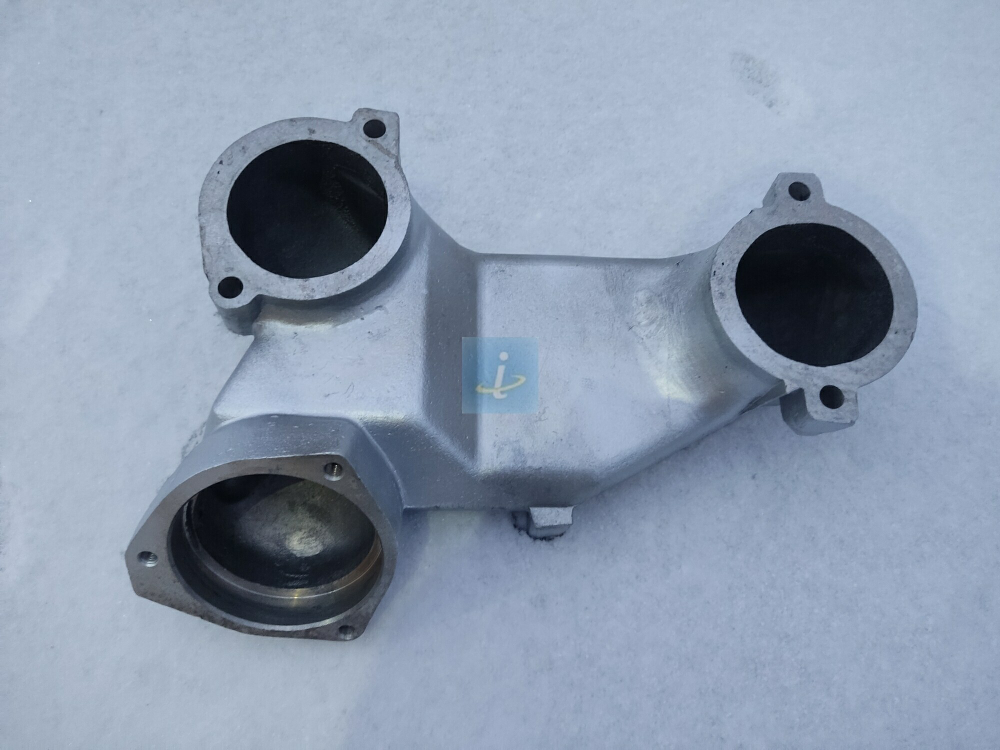 Патрубок соединительный 842.1115032-11