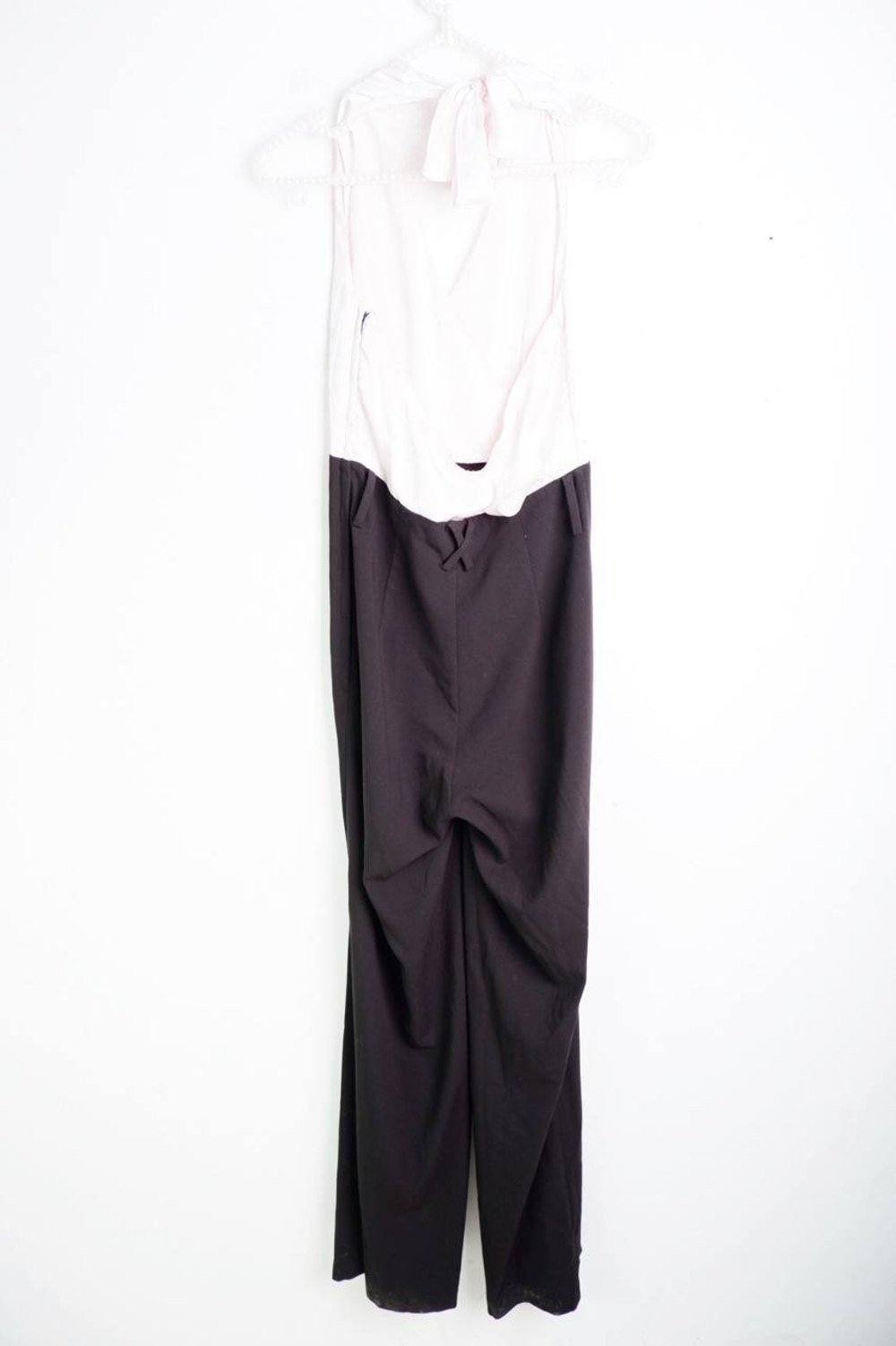 Комбинезон H&M красивый, маркировка 34, визуально на 40 размер