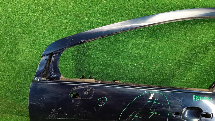 Дверь передняя левая Peugeot 308 1 T7 (2007-2015)