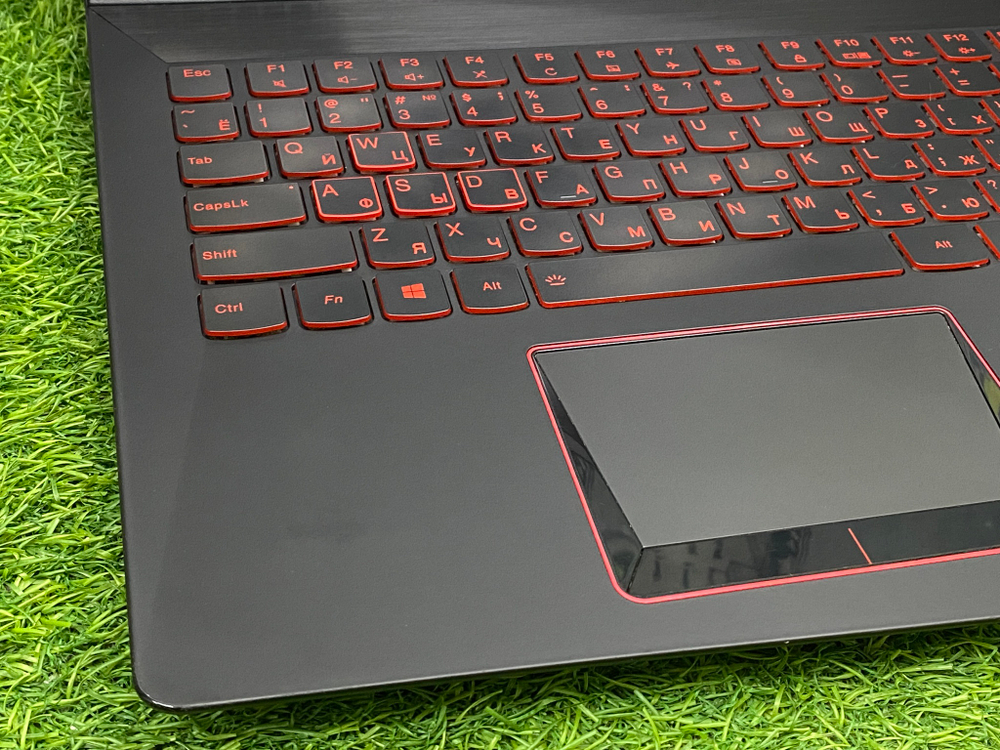 Игровой Lenovo 15.6" i5 7300HQ/GTX 1060 3GB/FHD IPS/16GB/512GB SSD/ Y520-15IKBM[80YY0000RK]/Windows 10
