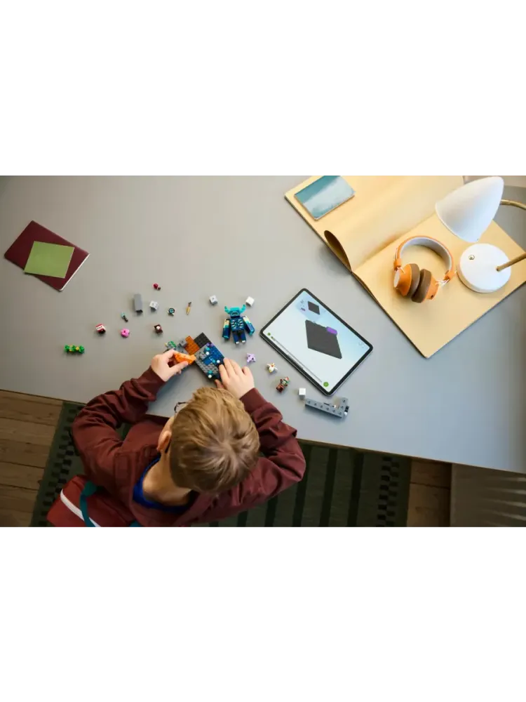 Конструктор Minecraft 21274 Встреча с Надзирателем