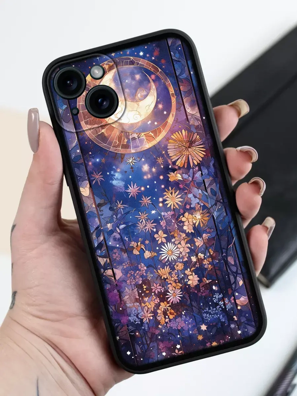 Чехол на iPhone 14 Plus с принтом