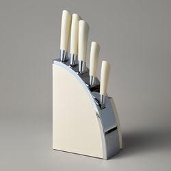 НАБОР НОЖЕЙ AGNESS НА ПЛАСТИКОВОЙ ПОДСТАВКЕ, 6 ПРЕДМЕТОВ