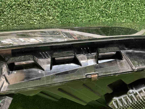 Фара левая Changan CS75PLUS (2021-2024) LED