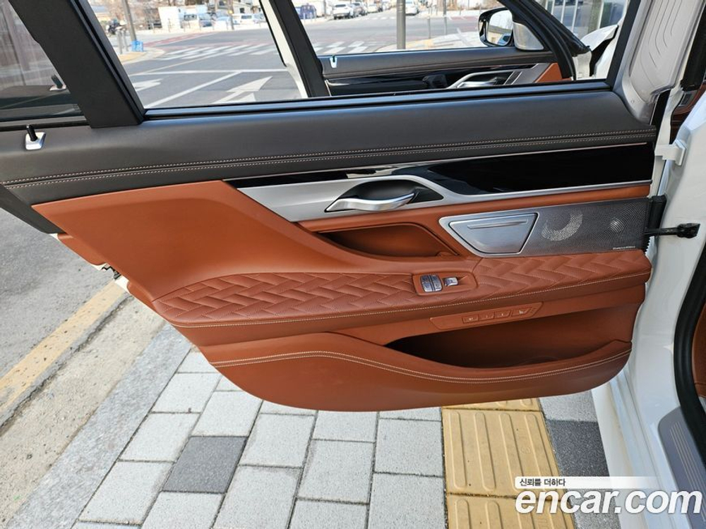 BMW 7 Series (G11) M760Li xDrive (11.2019)