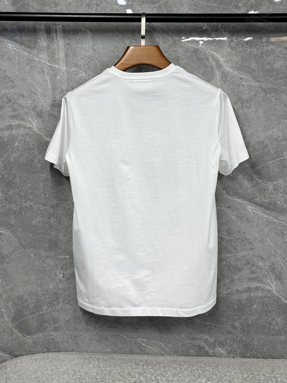 Футболка Prada