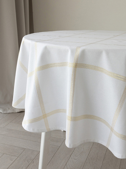 Скатерть DeNASTIA Клетка Holiday D160, белый/золото