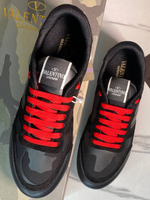 Кроссовки Valentino
