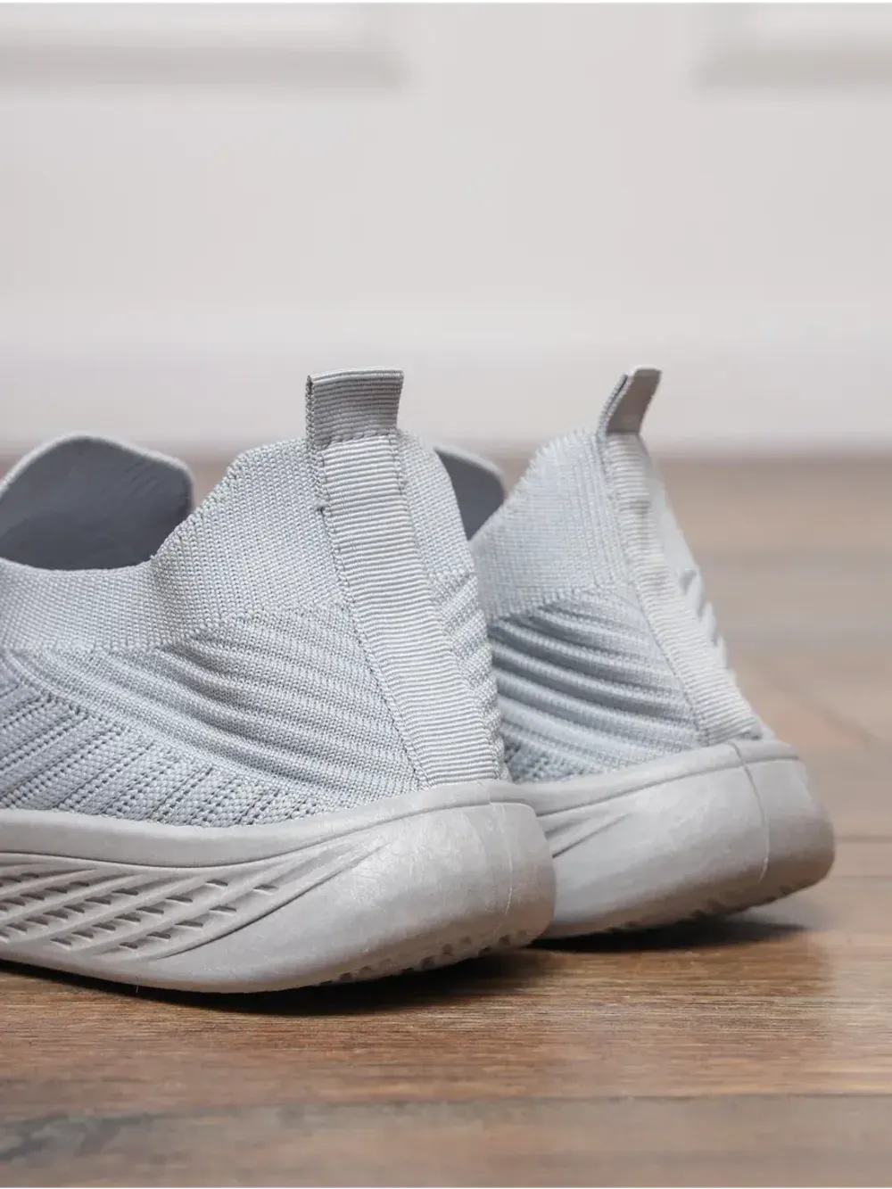 Кроссовки летние текстильные