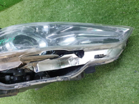 Битая Фара правая Genesis G70 (2017-2021) LED