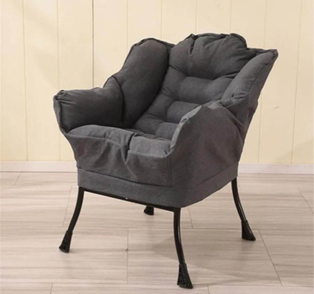 Кресло с пуфом