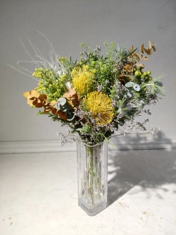 Экзотический интерьерный букет с цветами из Кении (С0069)