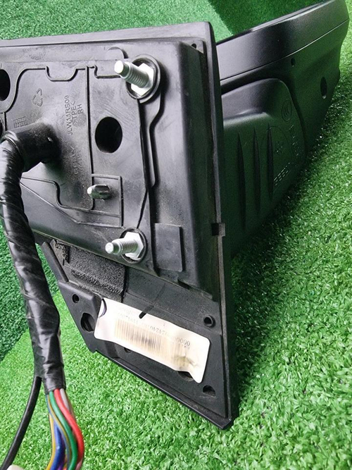 Зеркало правое Geely Coolray (2019-н.в.) 12 контак