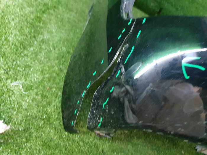 Бампер передний Toyota Land Cruiser 300 (2021-н.в.)