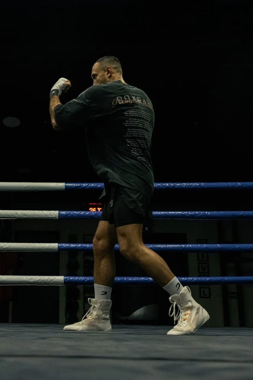 Футболка BOXRAW Poetry In Motion Oversized чёрная